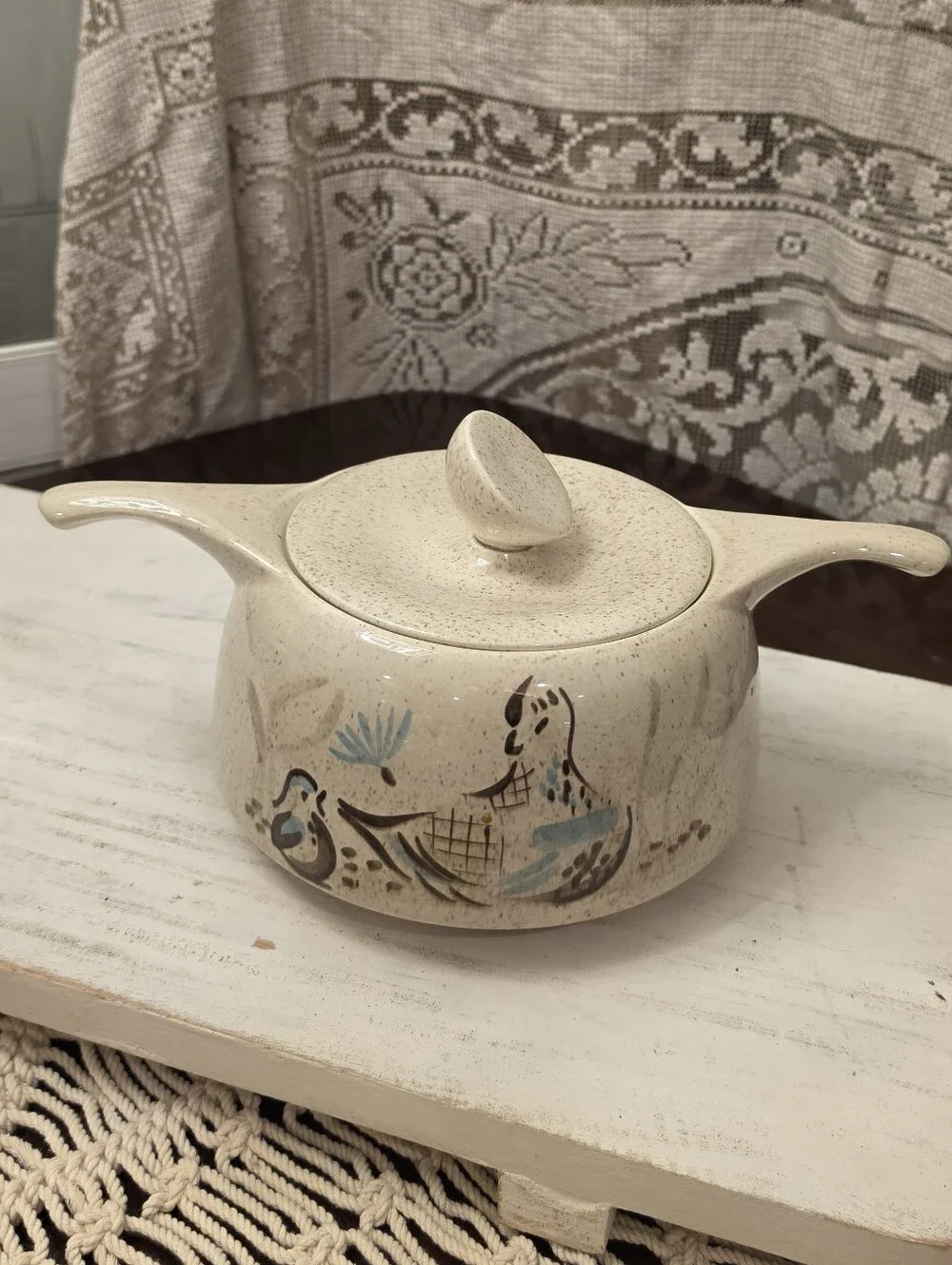 Vintage Red Wing Pottery Bob White 2 Qt Covered Casserole Dish Lid MCM